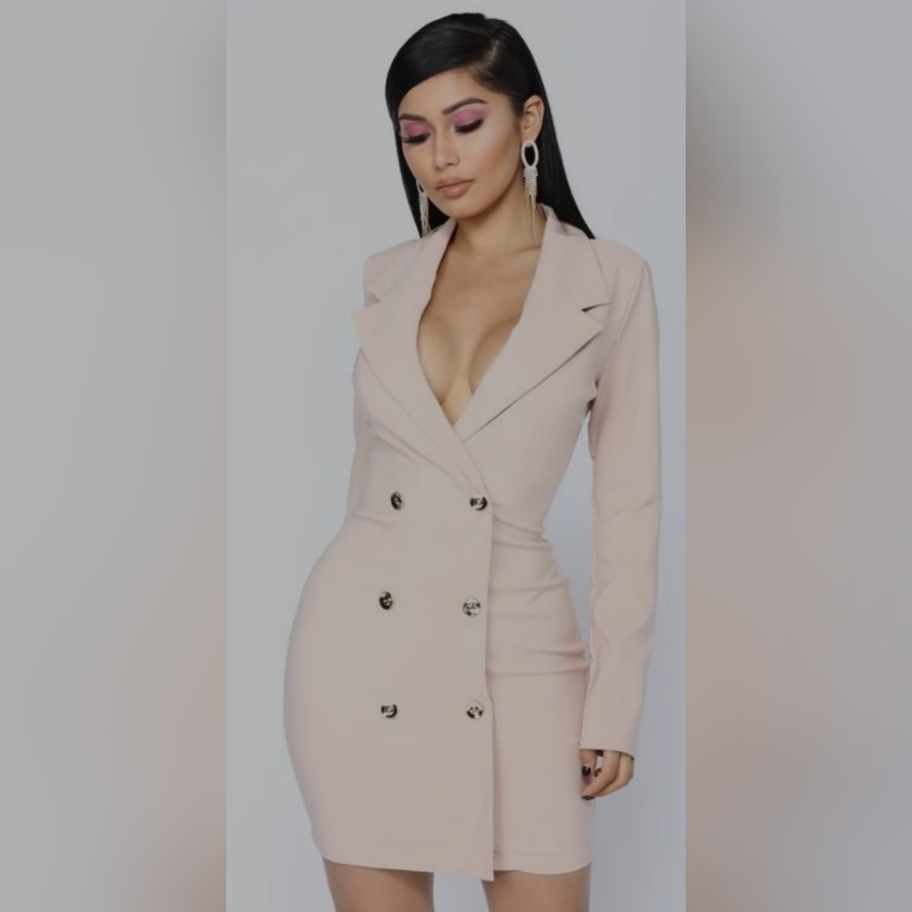 Fashion Nova - Enterprise Blazer dress - XL - Neutral Pink